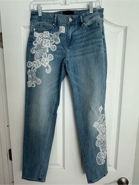 WHBM NWOT Light Blue Straight Leg Jeans with White Lace Appliqué